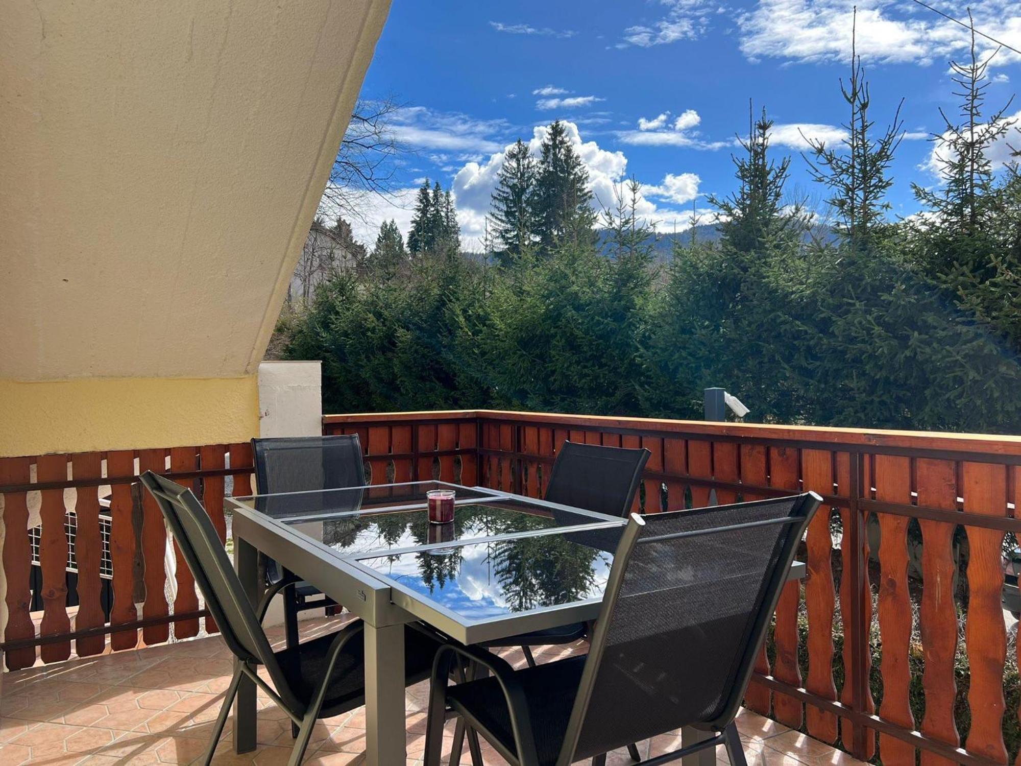 Lakeview Heaven Apartment